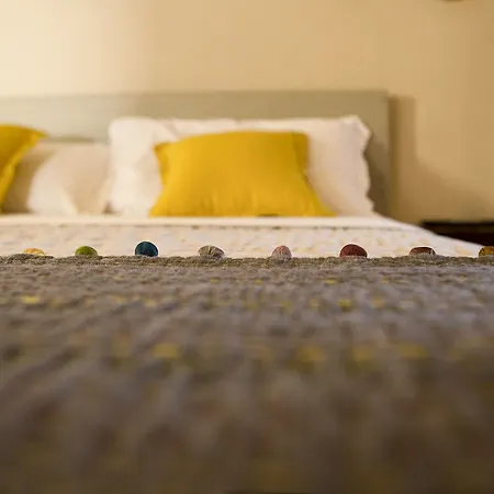 Bed & Breakfast Di Via Montebello 3*