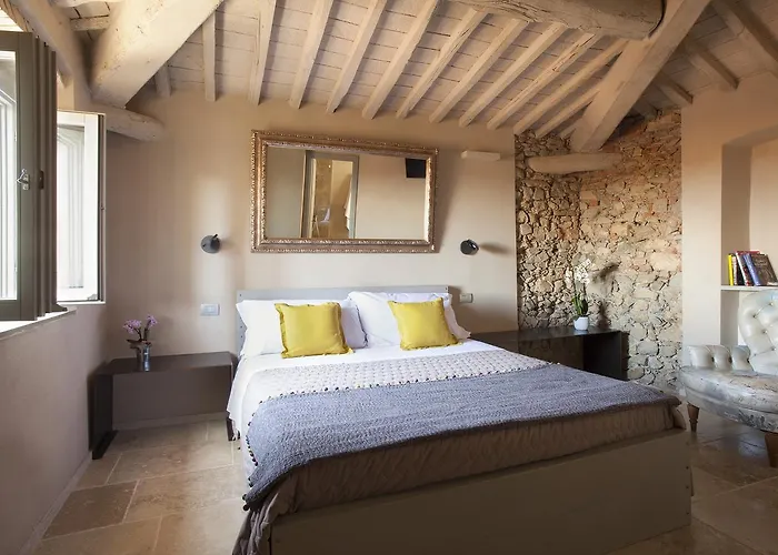 Di Via Montebello 3* كاستاجنيتو كاردوتشي